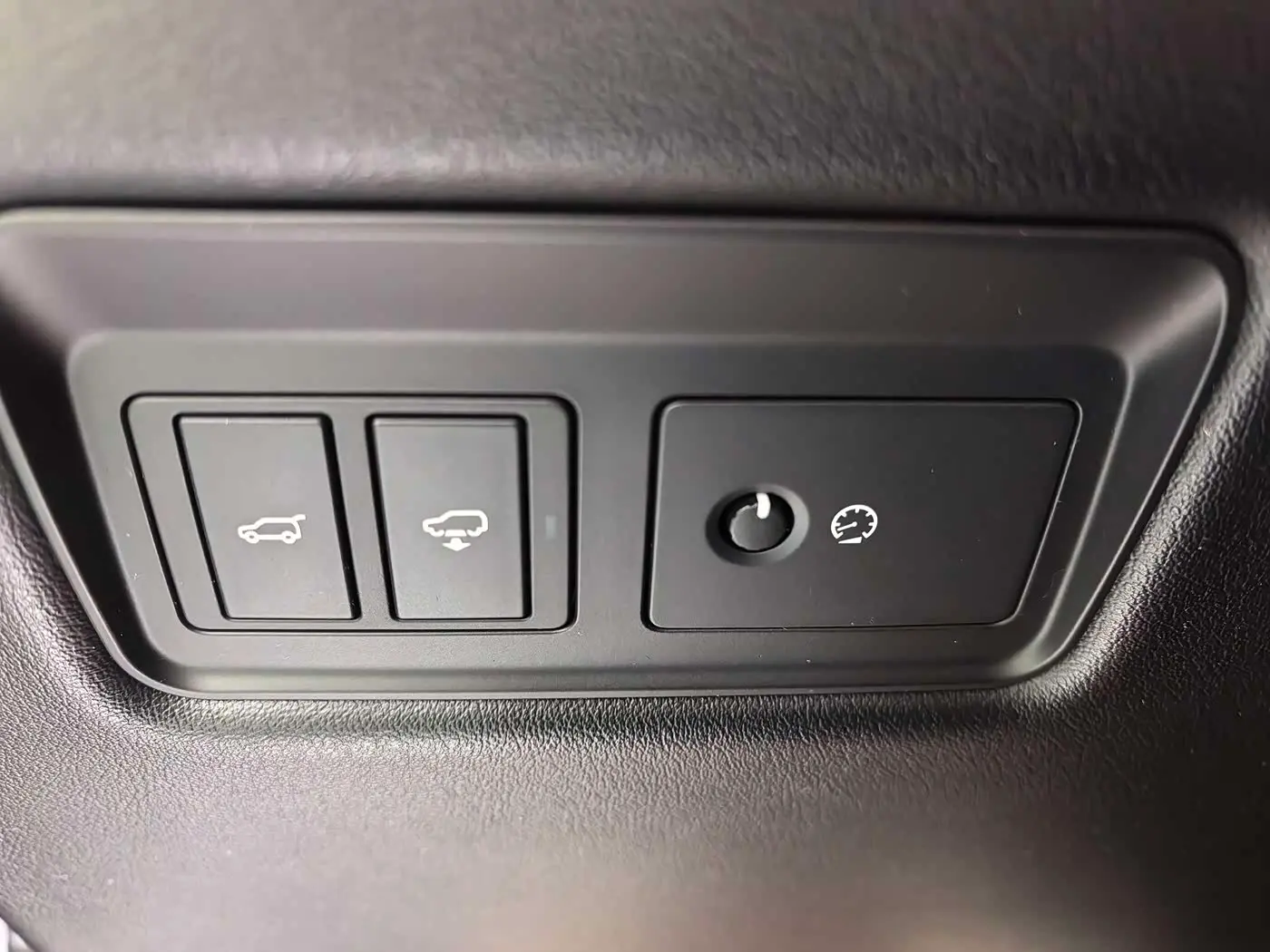 Land Rover Range Rover Sport 2017 — Photo 14/20