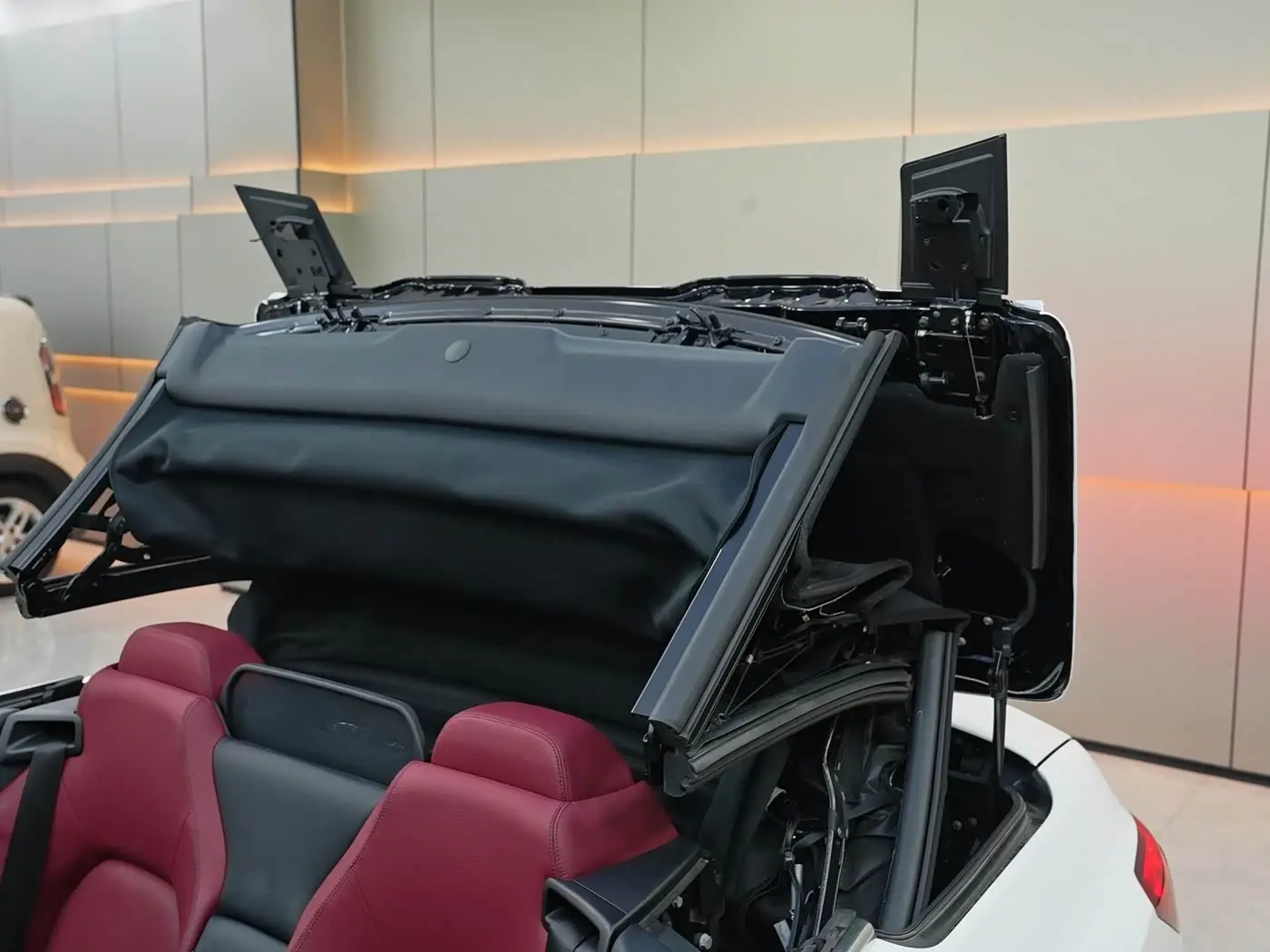 Mercedes-Benz E-Class 2016 — Photo 14/20