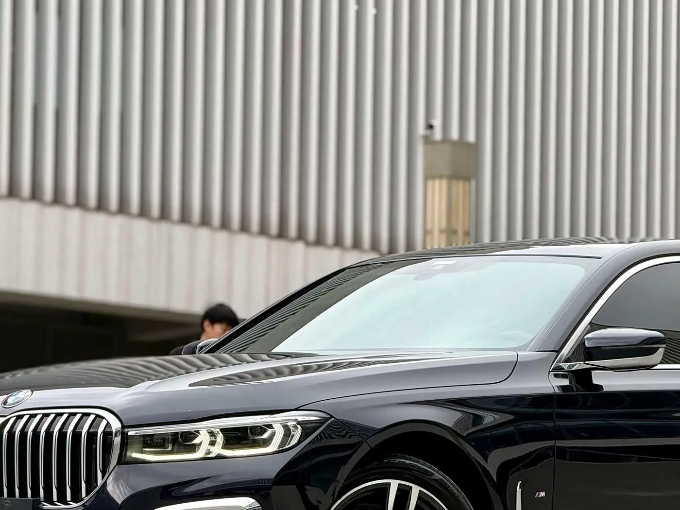BMW 7 Series 2021 — ფოტო 4/7