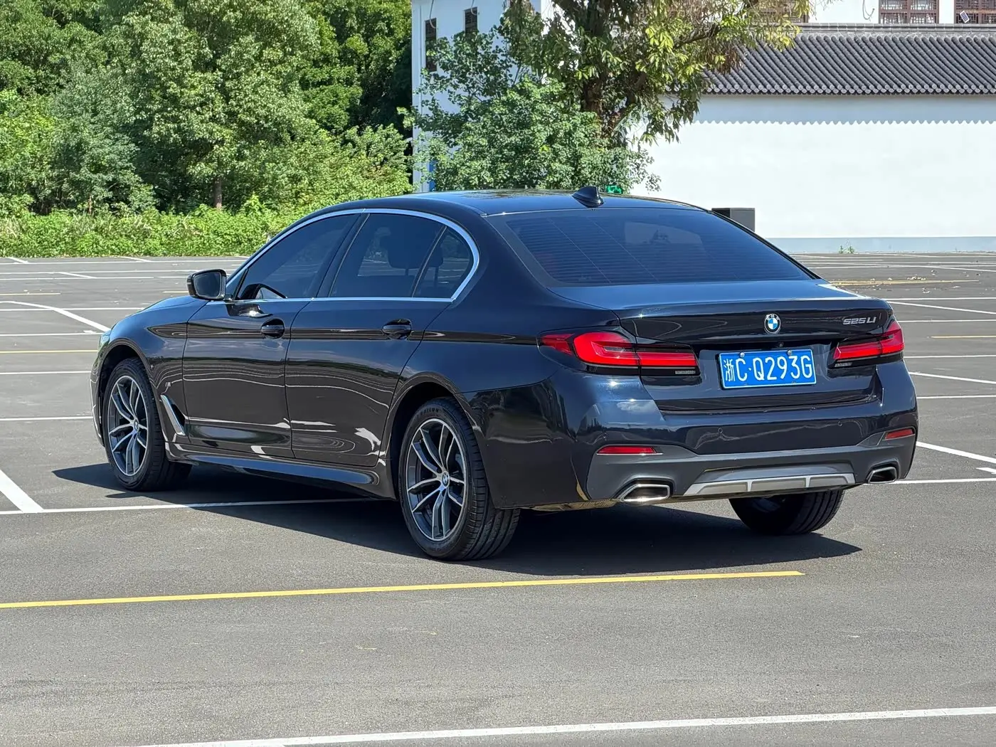 BMW 5 Series 2021 — Şəkil 10/12