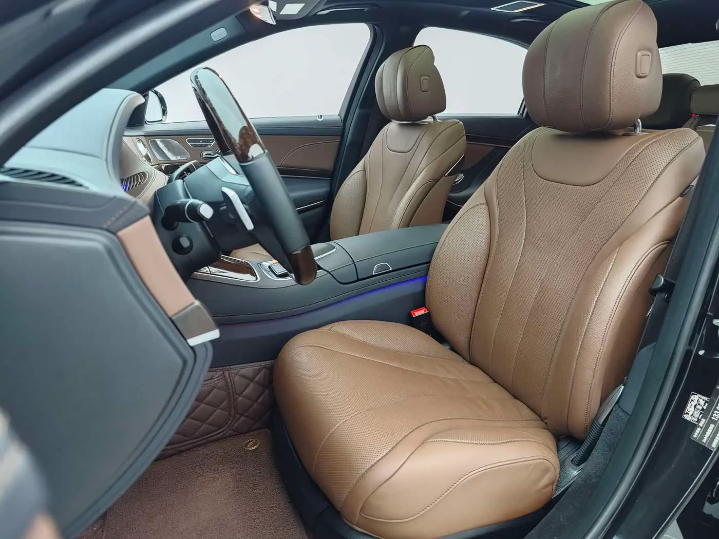 Mercedes-Benz S-Class 2020 — Photo 6/20