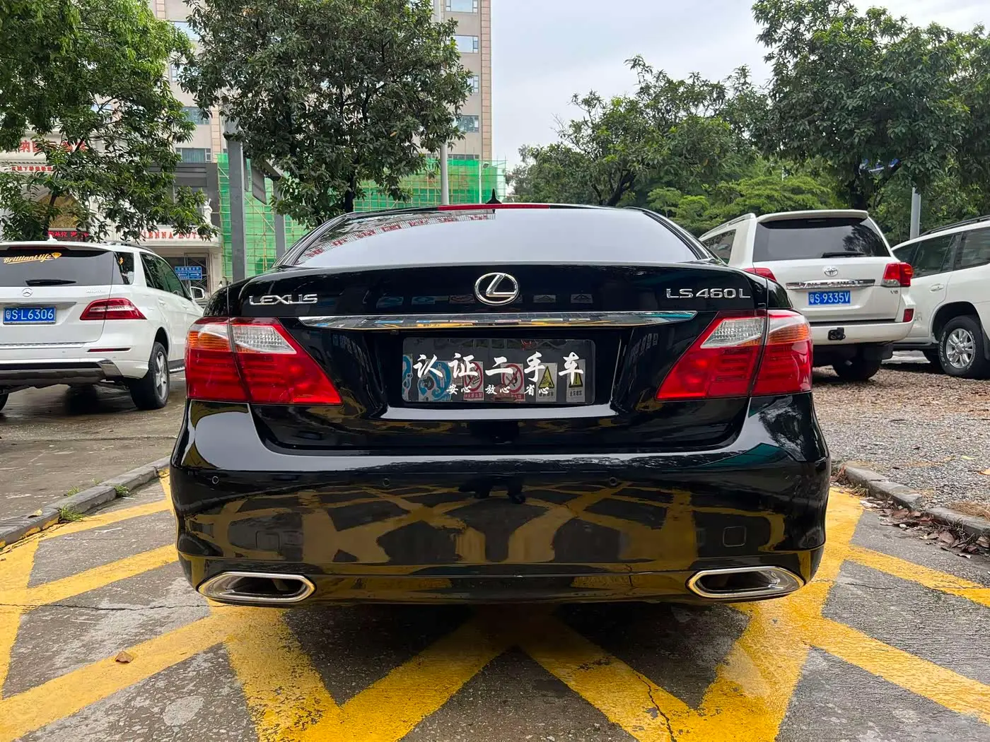 Lexus LS 2010 — ფოტო 4/15