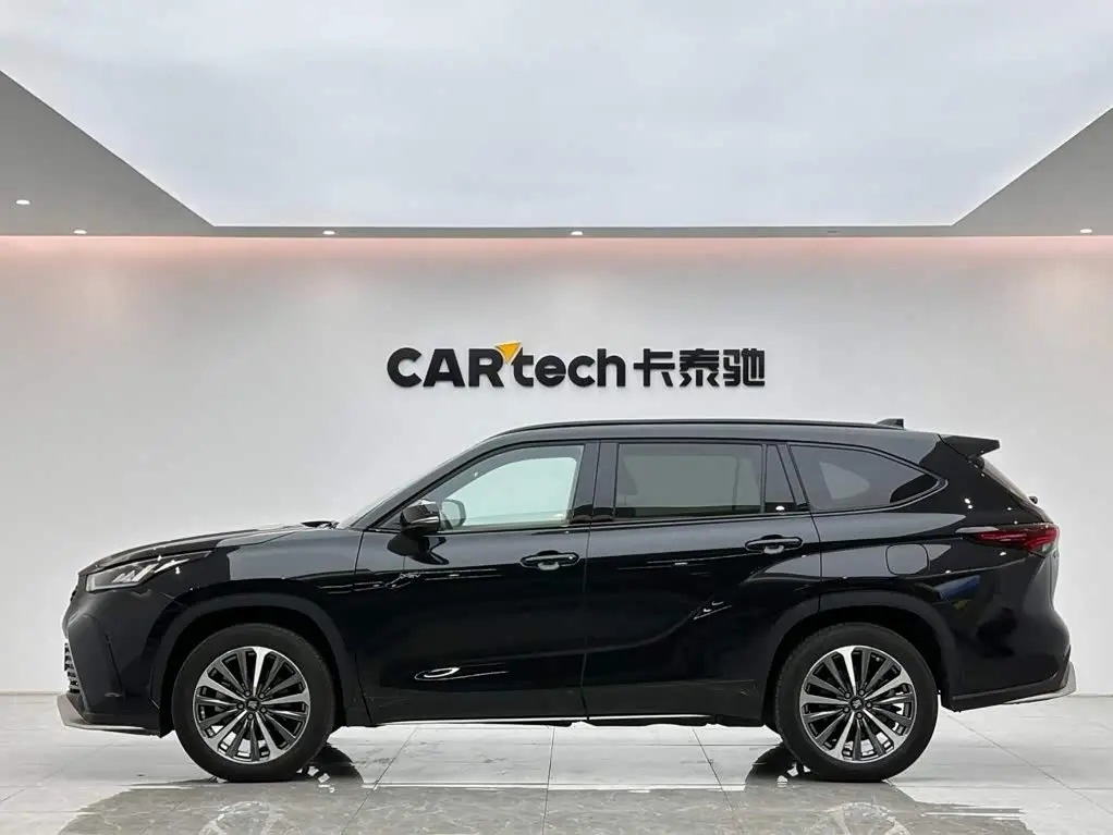 Toyota Crown Kluger 2024 — Şəkil 2/15
