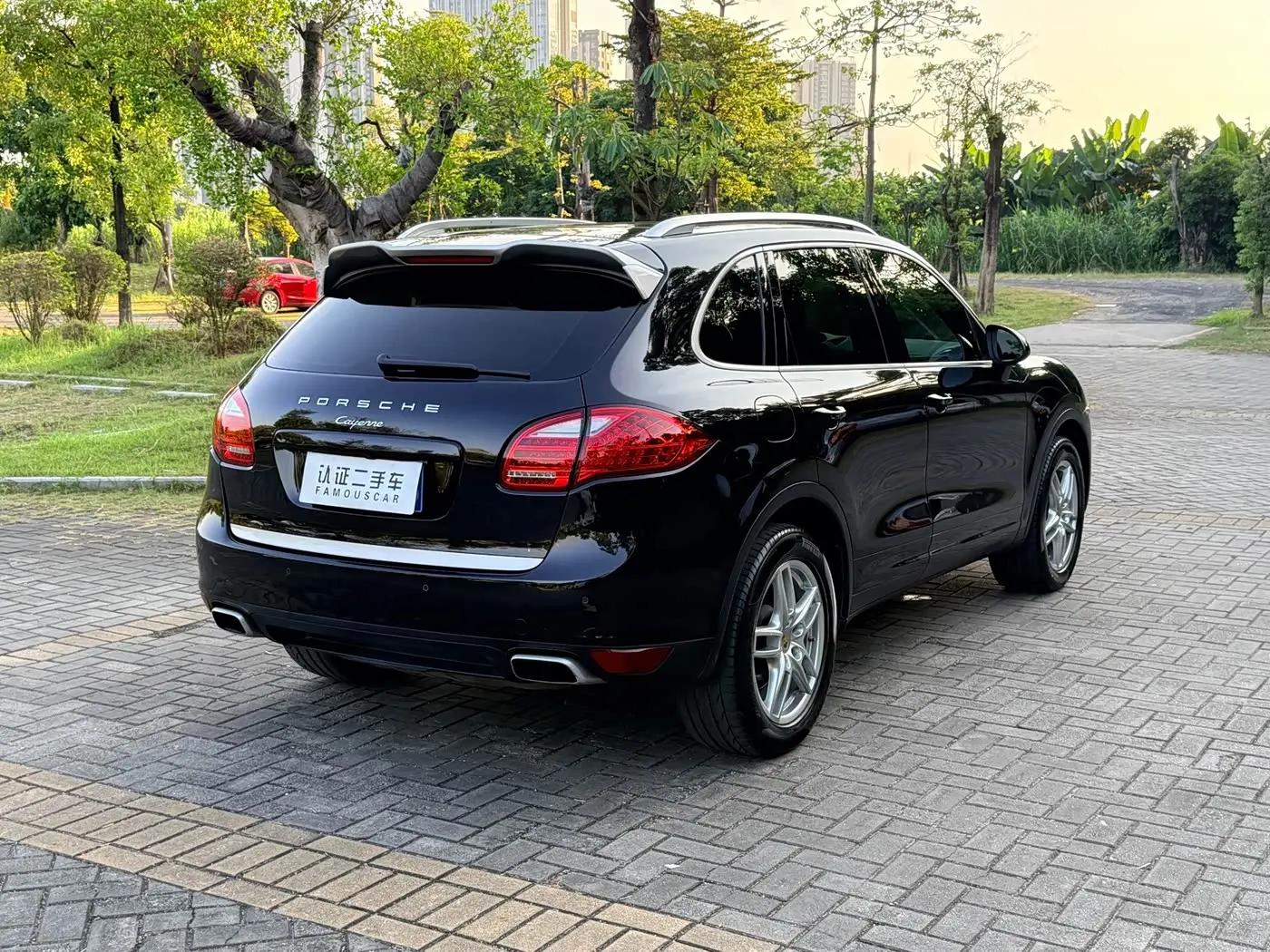 Porsche Cayenne 2014 — Фото 5/18