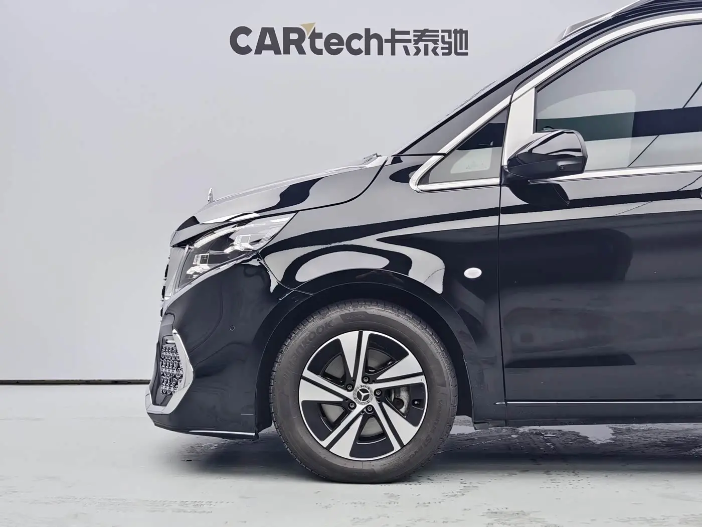 Mercedes-Benz Vito 2025 — Photo 6/20