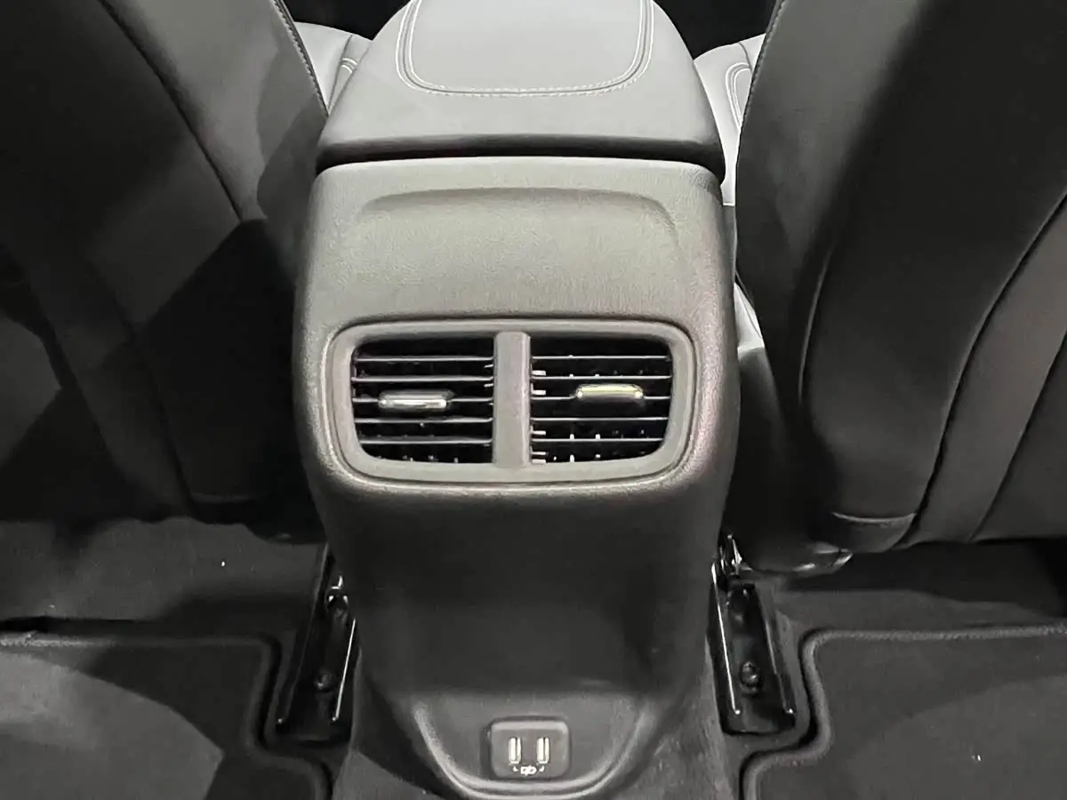 Buick Regal 2023 — Фото 18/20