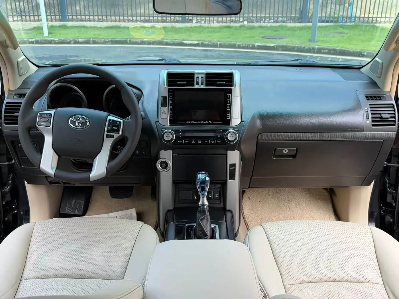 Toyota Prado 2011 — Şəkil 4/7