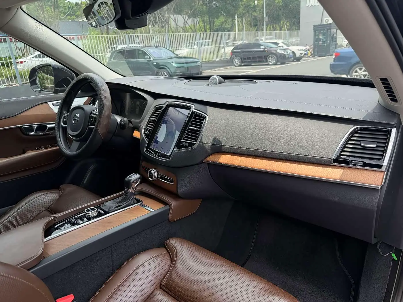 Volvo XC90 2018 — Photo 20/20