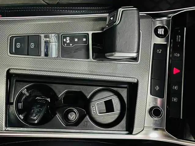 Audi A6L 2021 — Photo 12/16