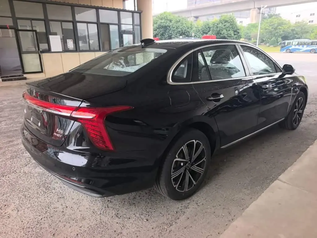 Hongqi H5 PHEV 2026 — Şəkil 7/20