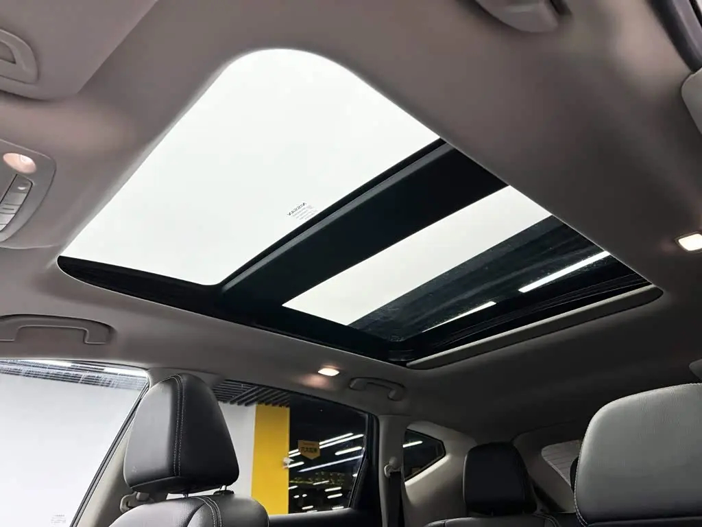 Nissan Murano 2022 — Photo 17/20
