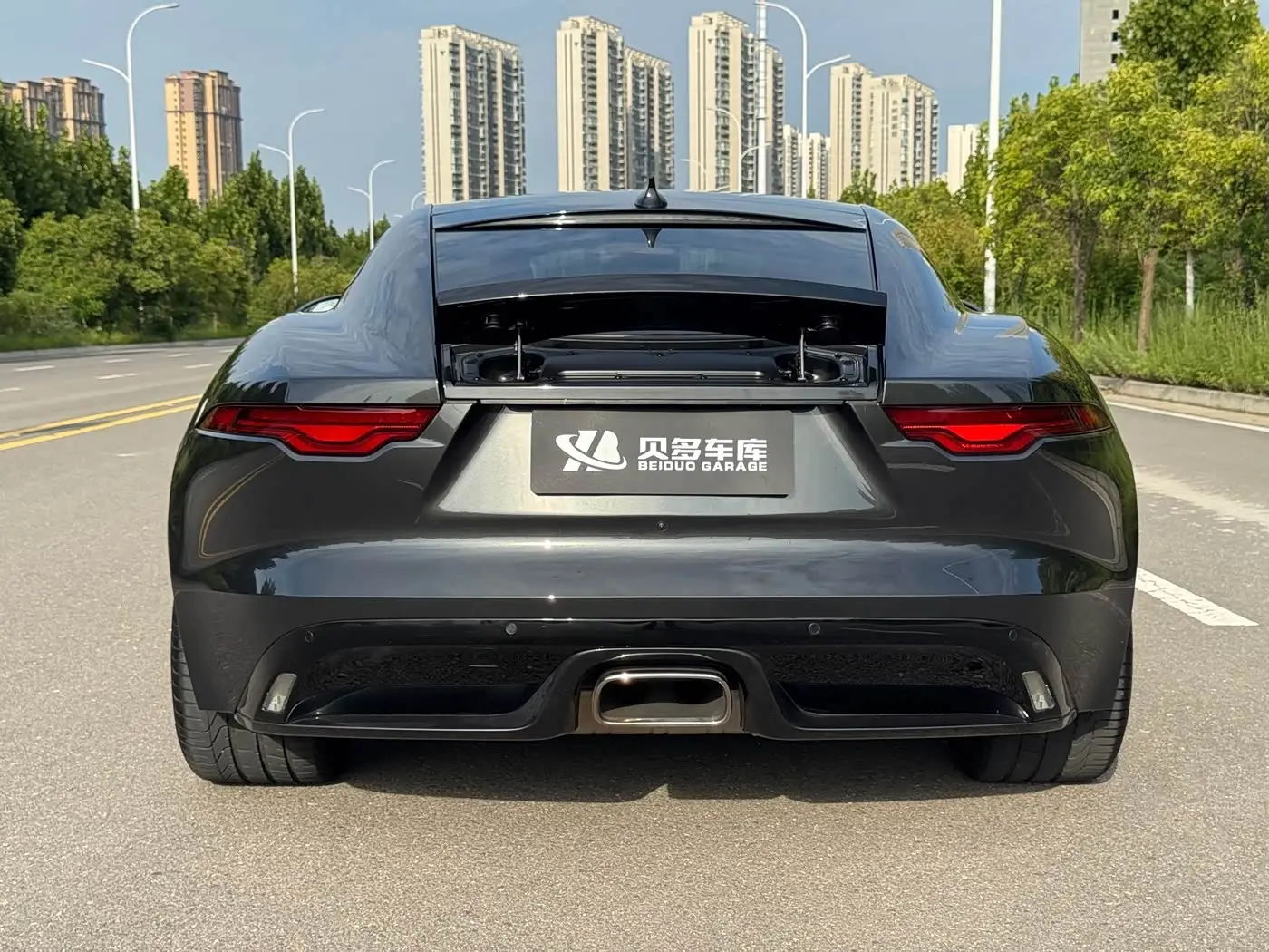 Jaguar F-TYPE 2024 — Şəkil 8/17
