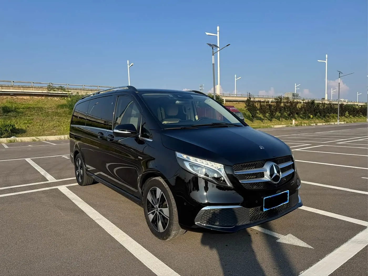 Mercedes-Benz V-Class 2022 — Photo 3/20