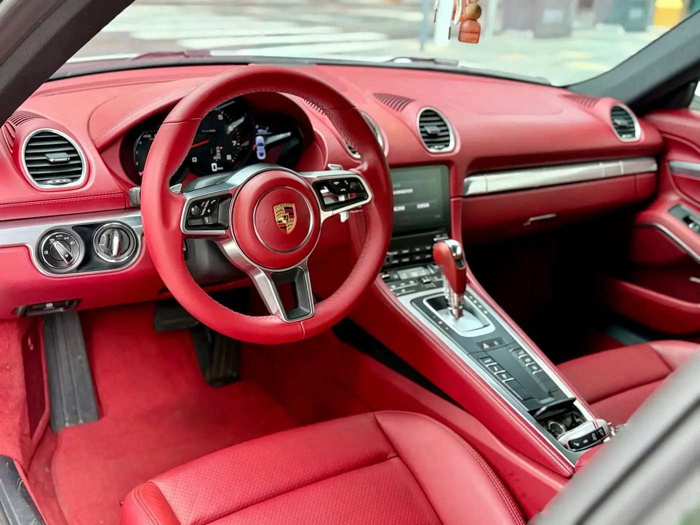 Porsche 718 2020 — Photo 8/13
