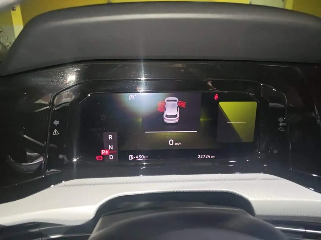Volkswagen Golf 2022 — Şəkil 12/20