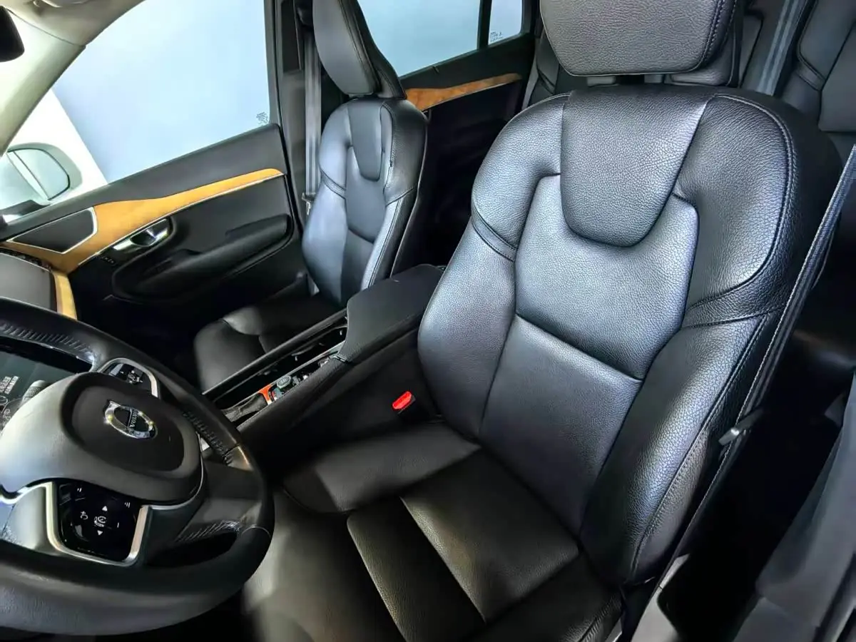 Volvo XC90 2019 — Şəkil 7/20