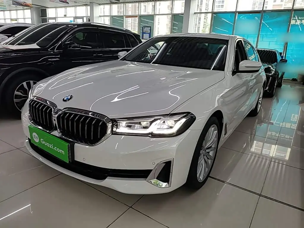 BMW 5 Series 2021 — Şəkil 2/20