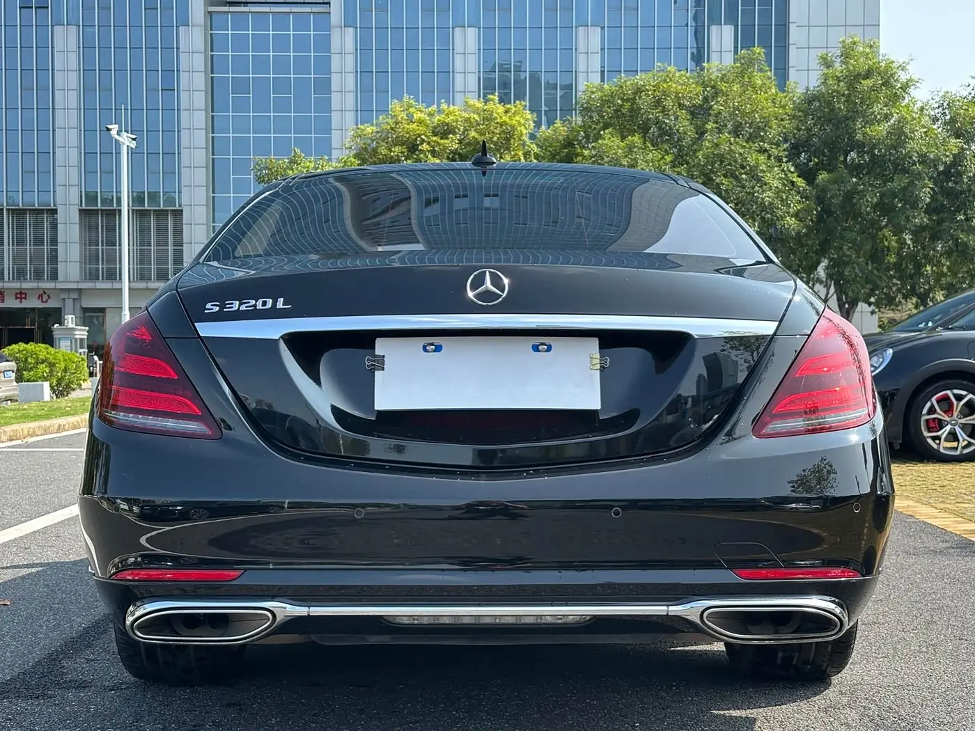 Mercedes-Benz S-Class 2020 — Photo 12/16