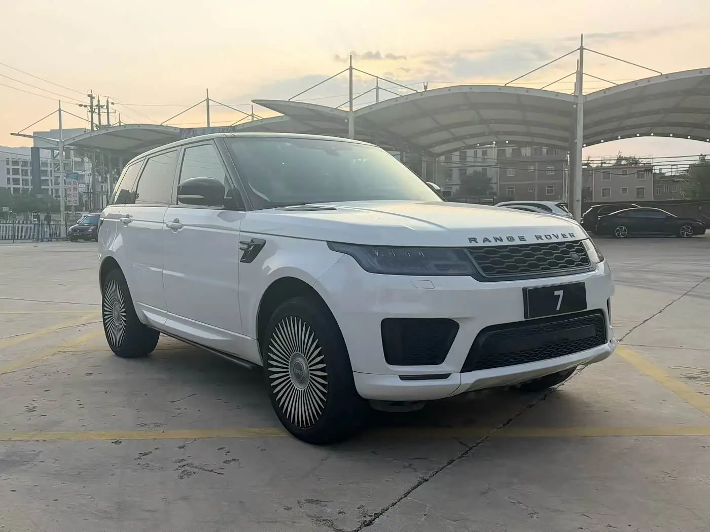 Land Rover Range Rover Sport 2020 — Şəkil 3/9