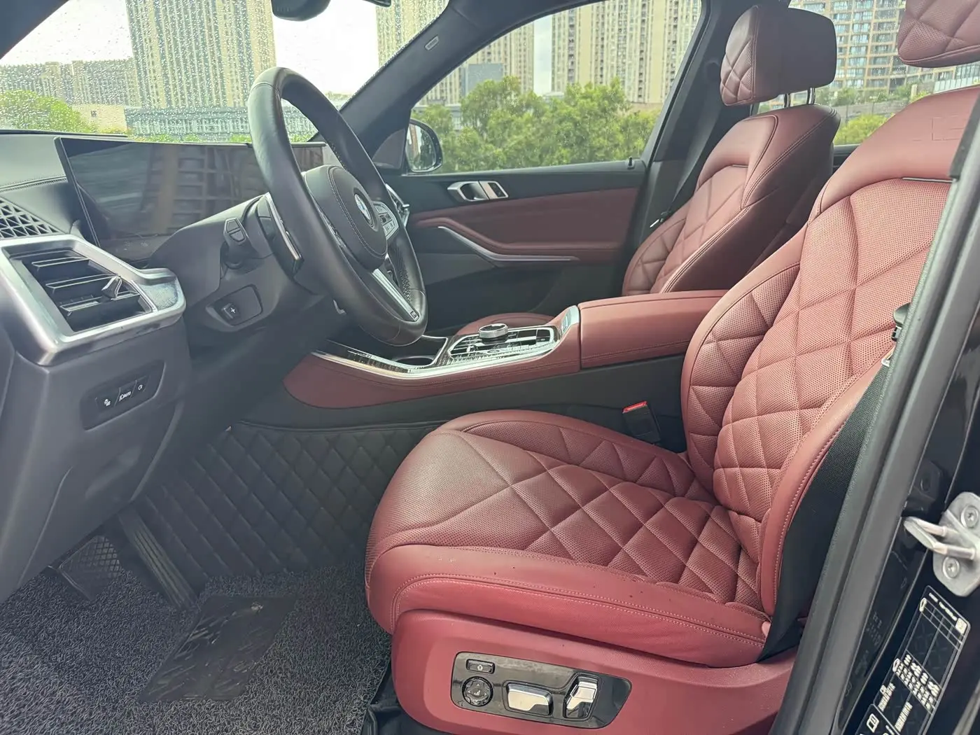 BMW X5 2024 — Photo 8/12