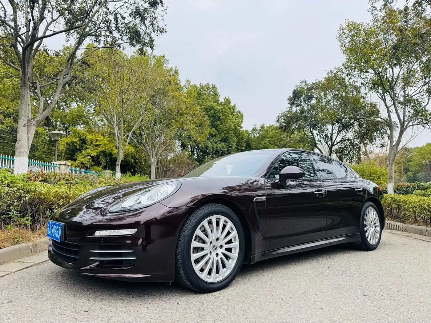 Porsche Panamera 2014 — Фото 1/17