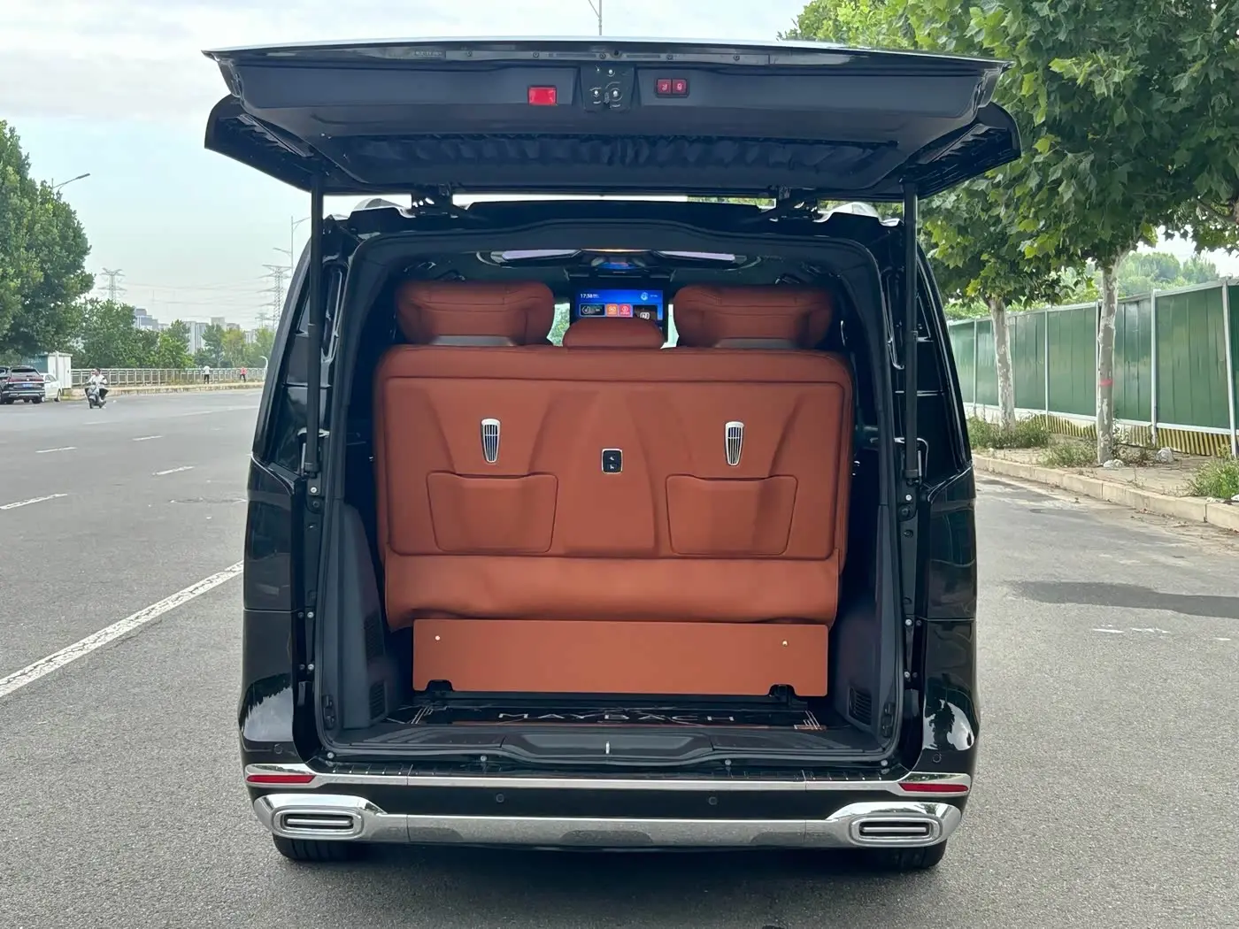 Mercedes-Benz Vito 2023 — Photo 18/20