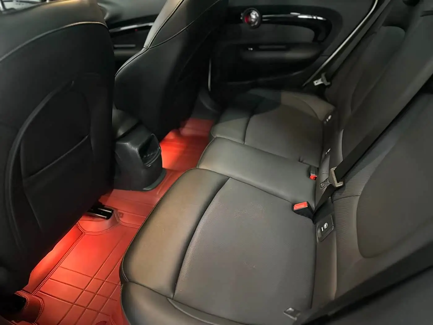 MINI CLUBMAN 2021 — Şəkil 15/15