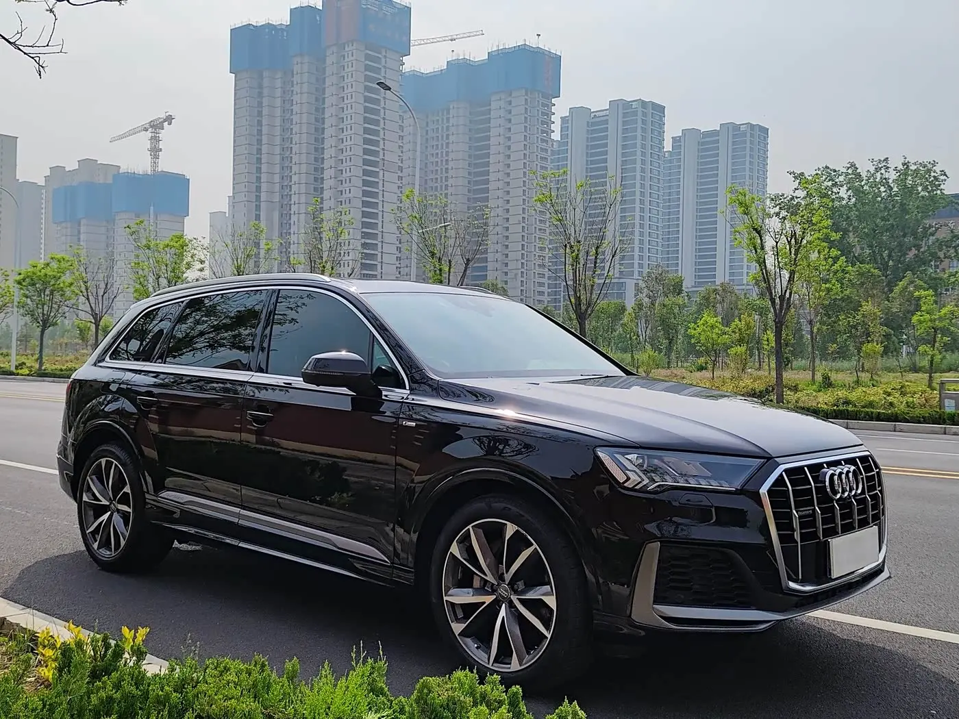 Audi Q7 2020 — Photo 18/20