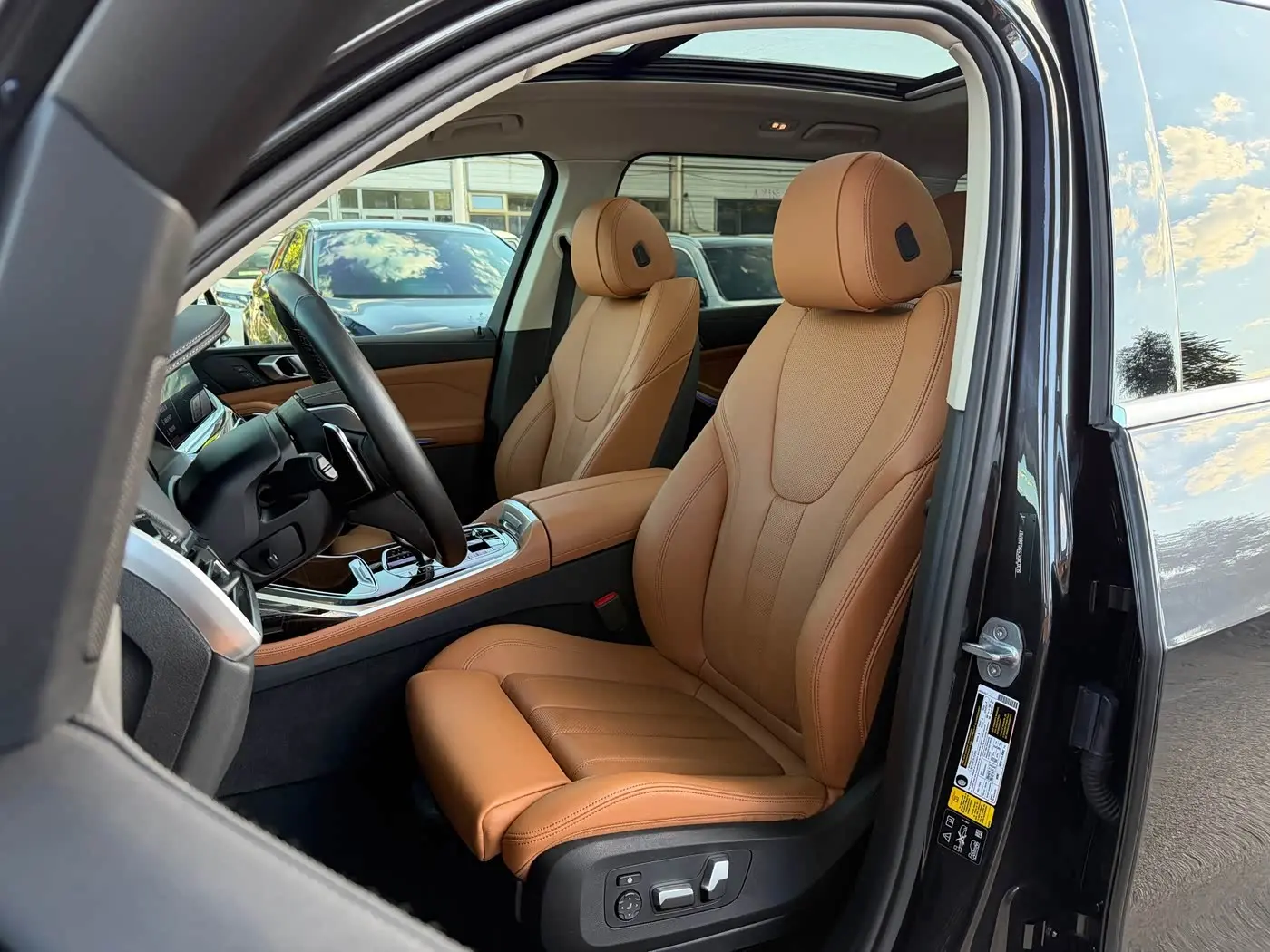 BMW X7 2020 — Фото 10/18
