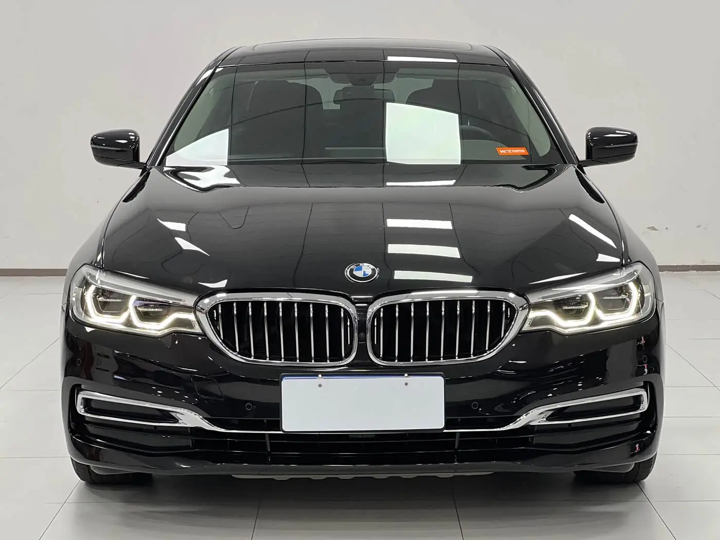BMW 5 Series 2020 — Photo 2/9