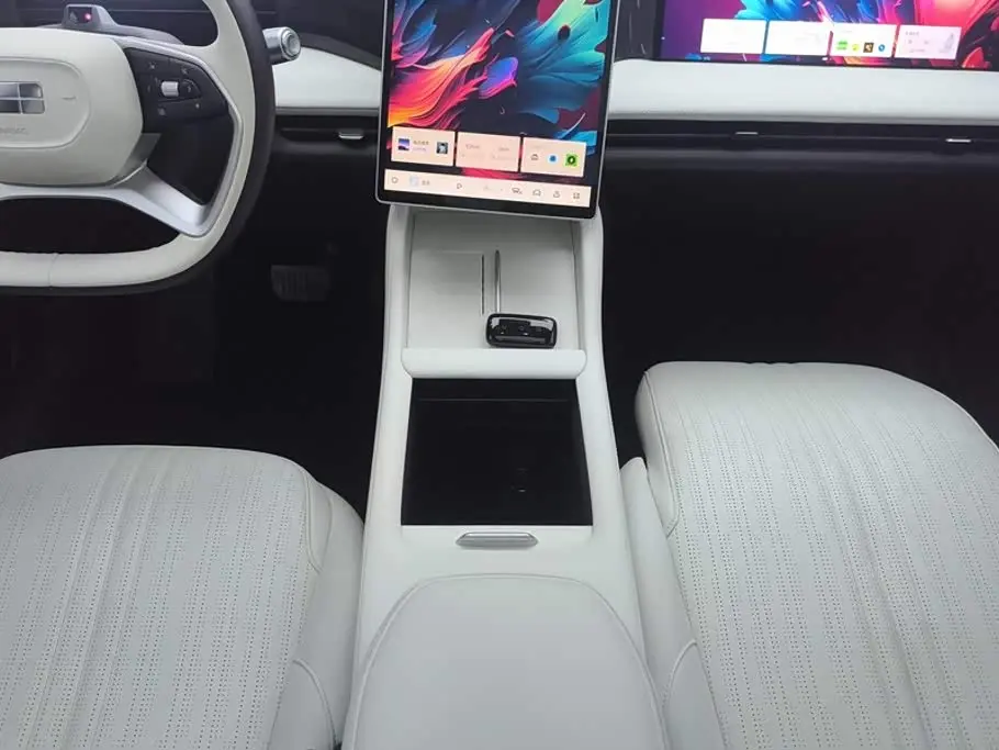 Geely Galaxy Galaxy L7 2024 — Фото 16/16