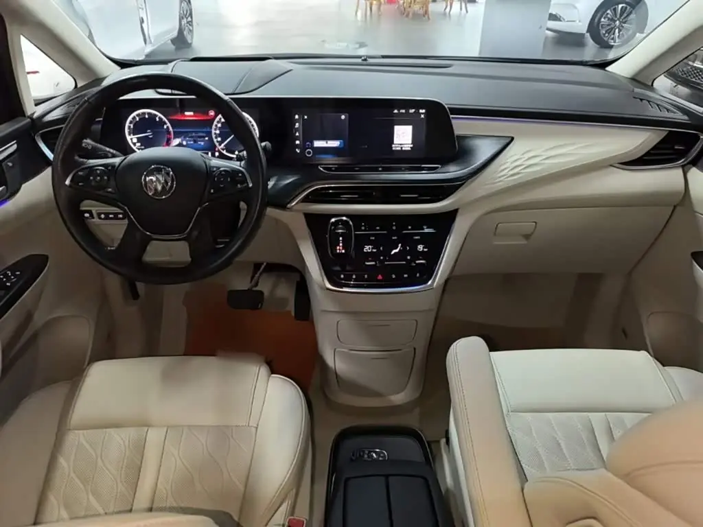 Buick GL8 2023 — Photo 10/20