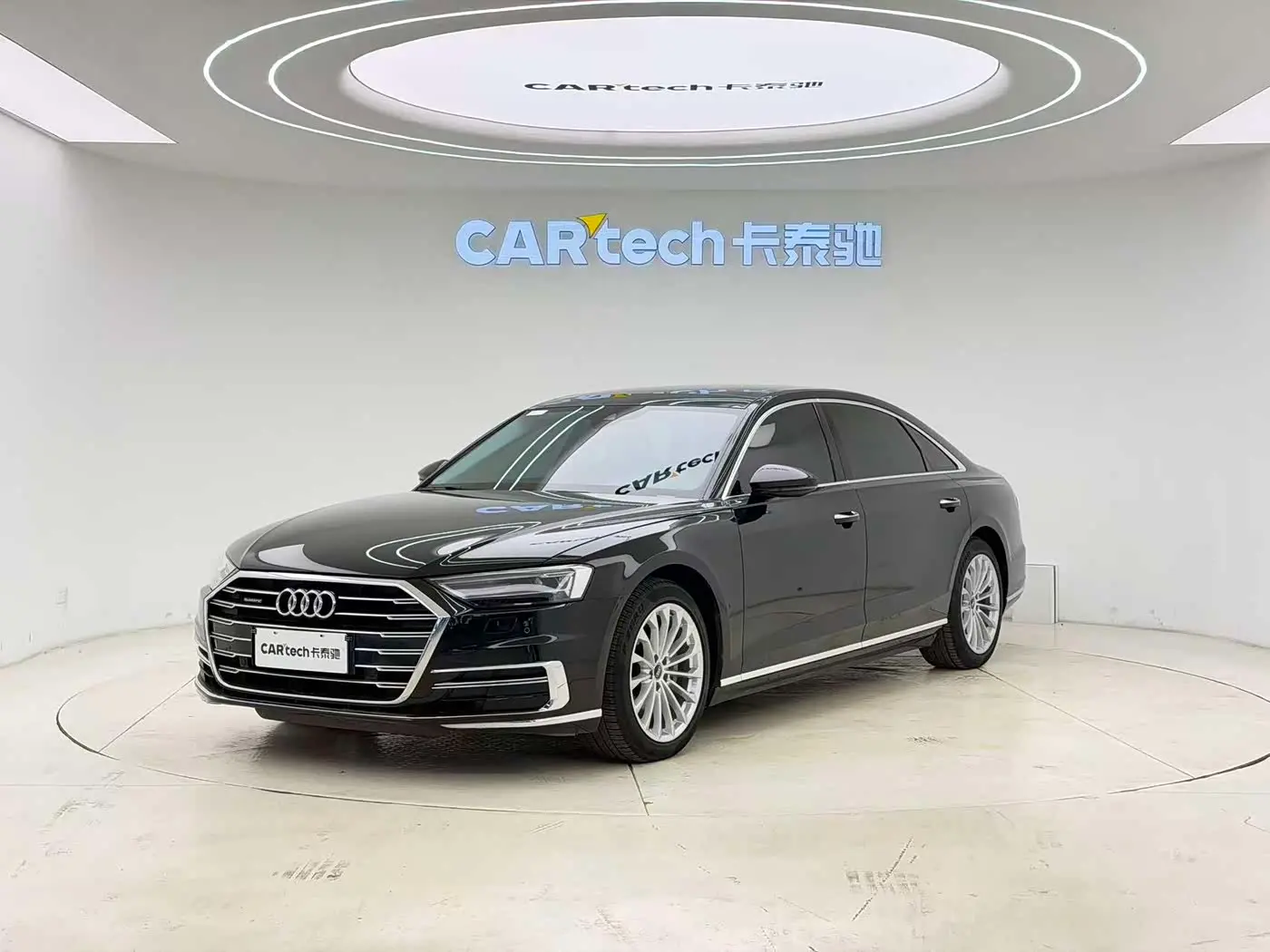 Audi A8 2022 — Şəkil 1/20