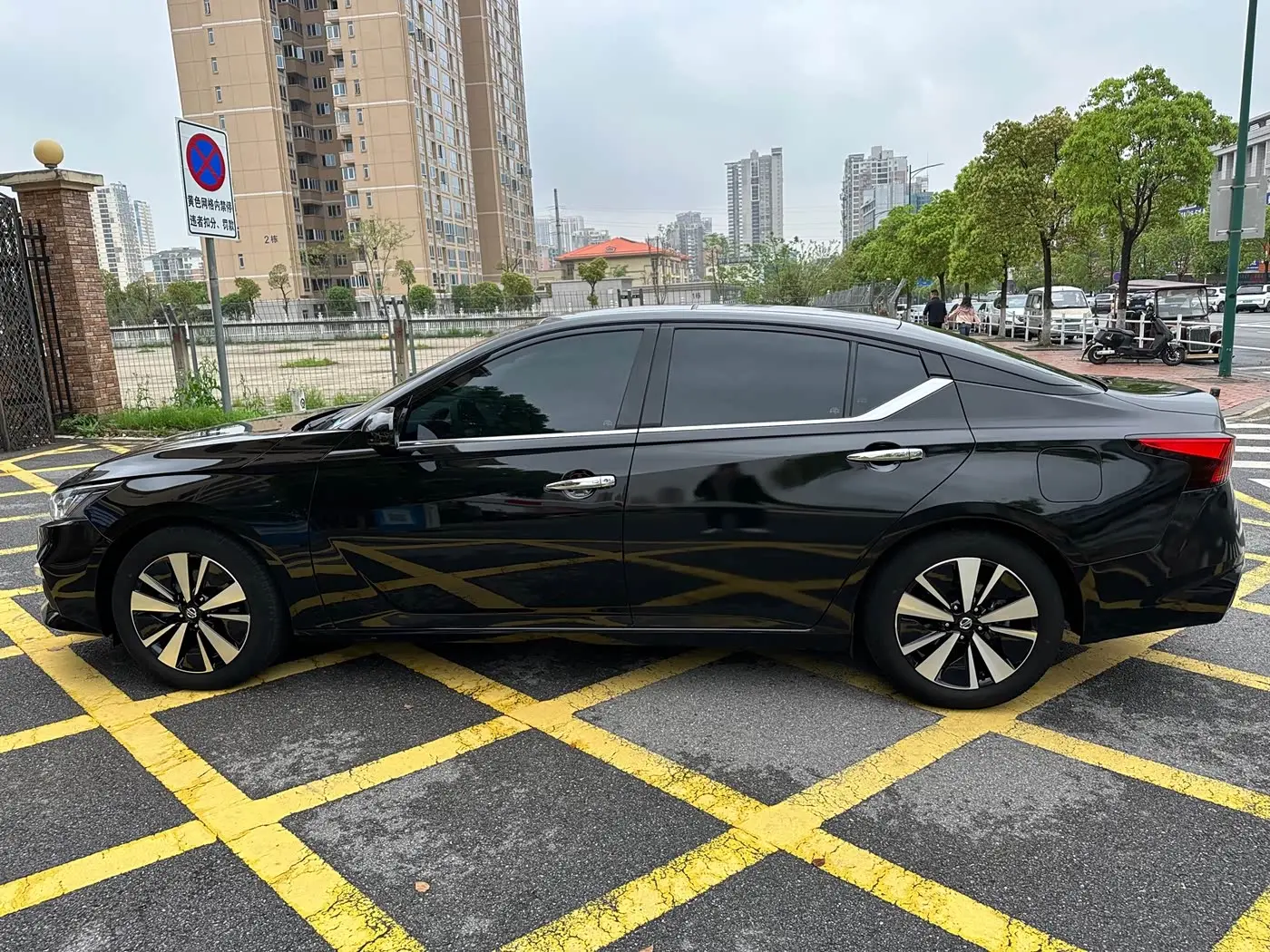 Nissan Teana 2023 — Şəkil 7/15