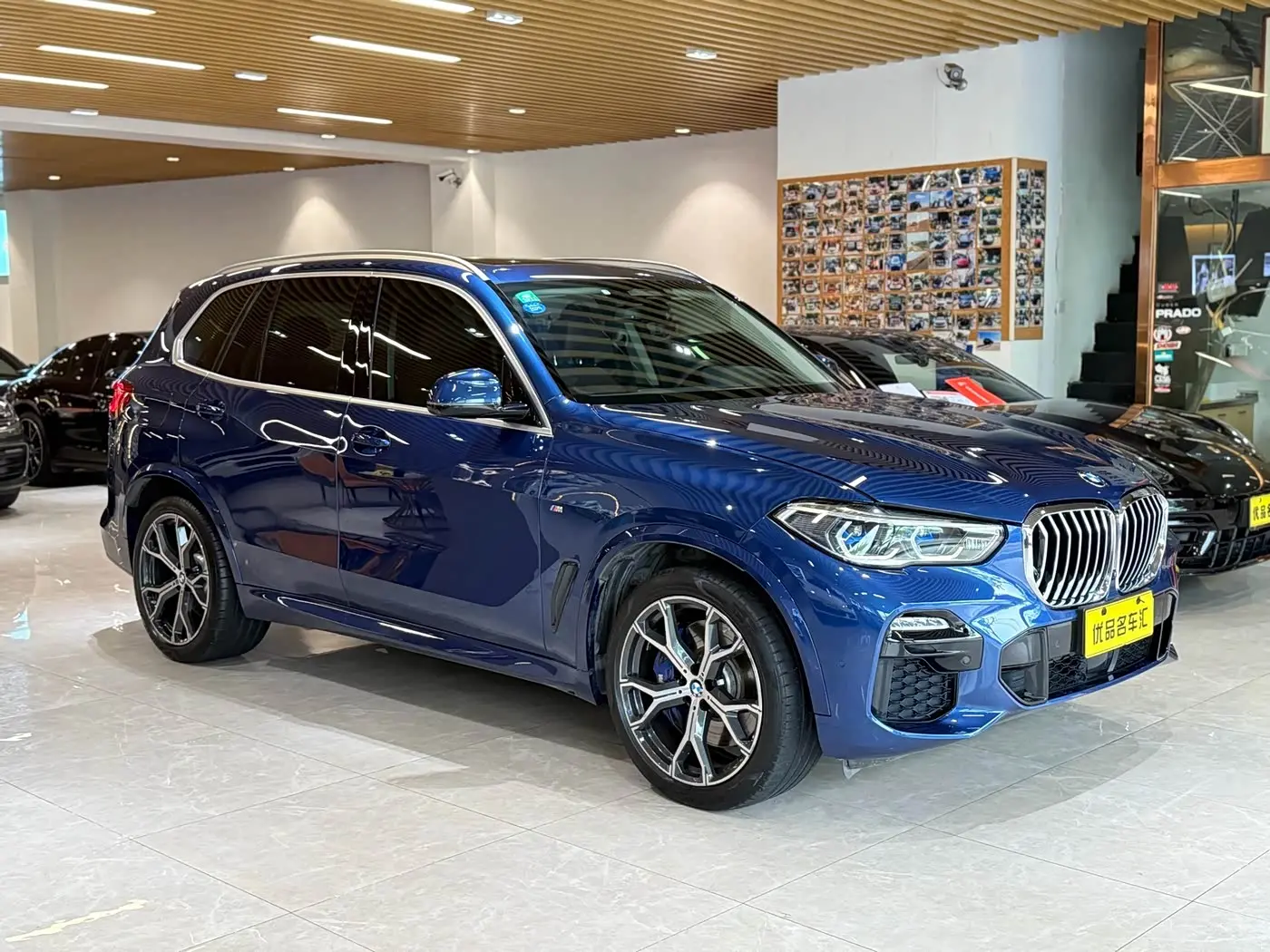 BMW X5 2019 — Фото 3/20
