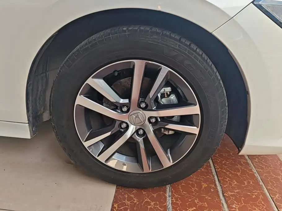 Honda Civic 2023 — Photo 6/16