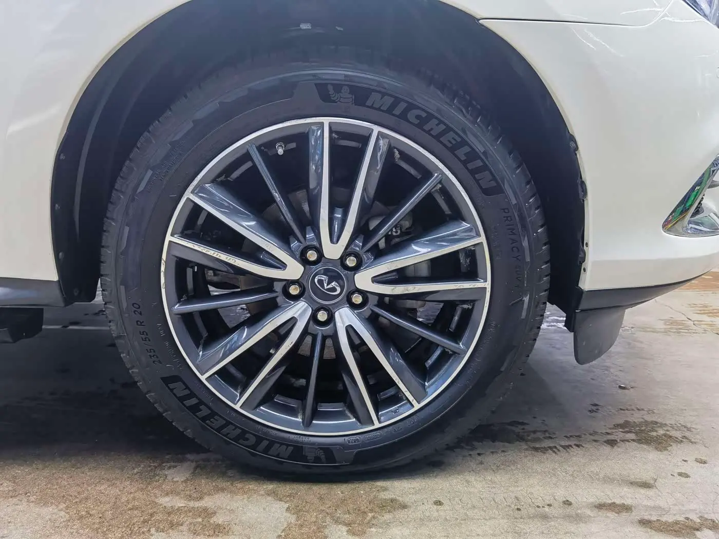 Infiniti QX60 2018 — Şəkil 20/20