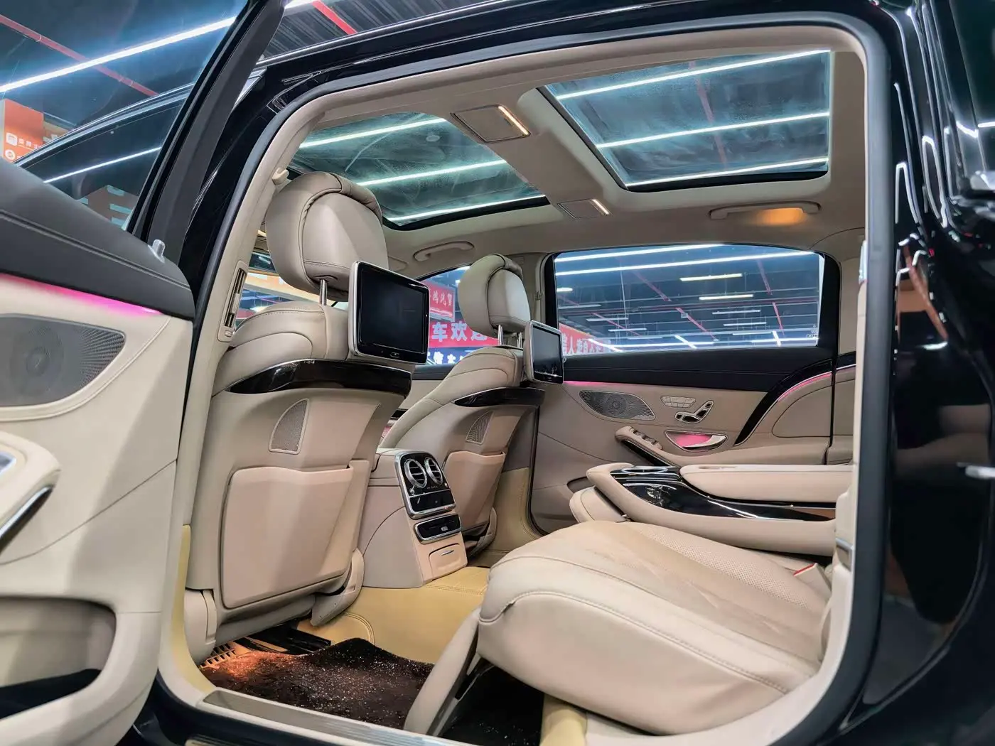 Mercedes-Benz Maybach S-Class 2017 — Фото 11/15
