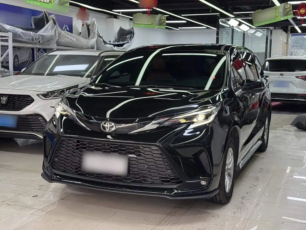 Toyota Granvia, 2025