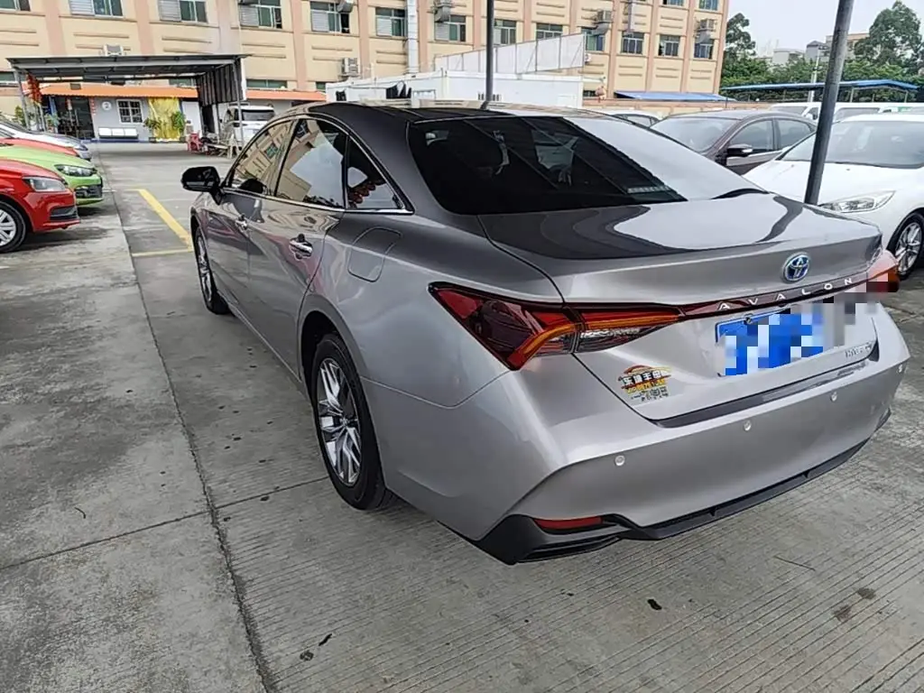 Toyota Avalon 2021 — Photo 5/20