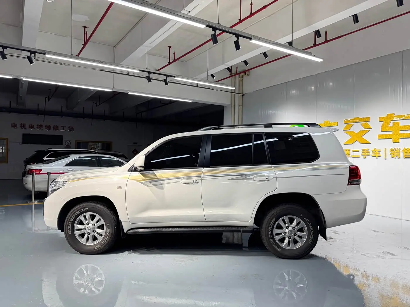 Toyota Land Cruiser 2011 — Фото 5/18