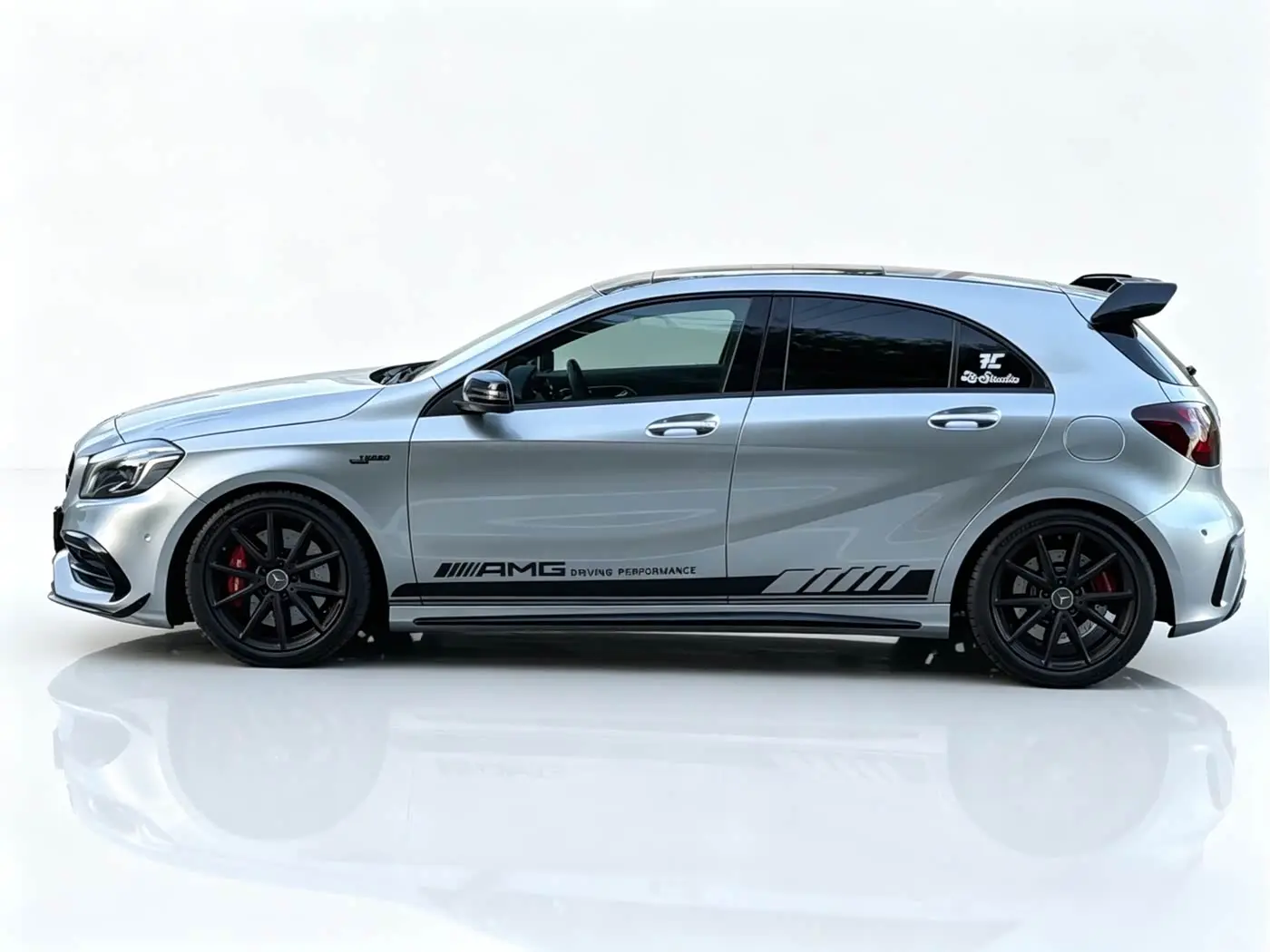Mercedes-Benz A-Class AMG 2016 — Photo 11/11