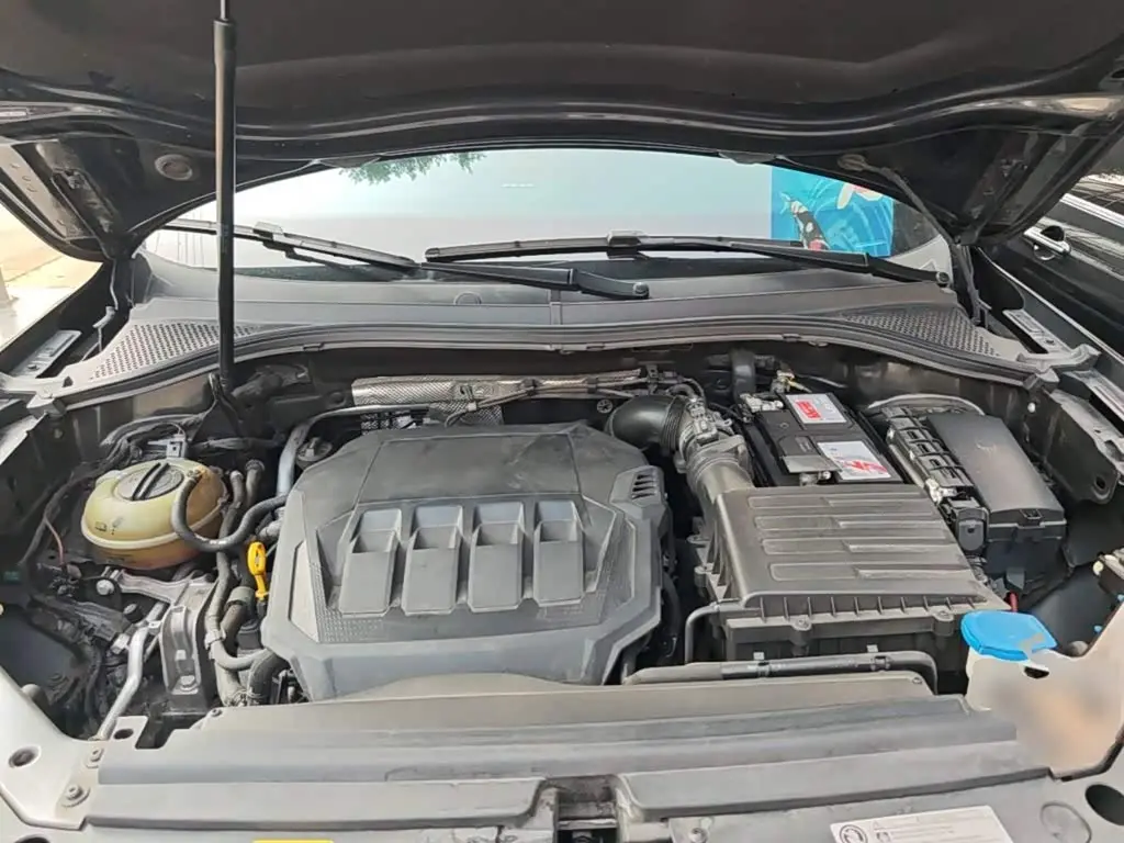 Volkswagen Tiguan L 2022 — Şəkil 20/20