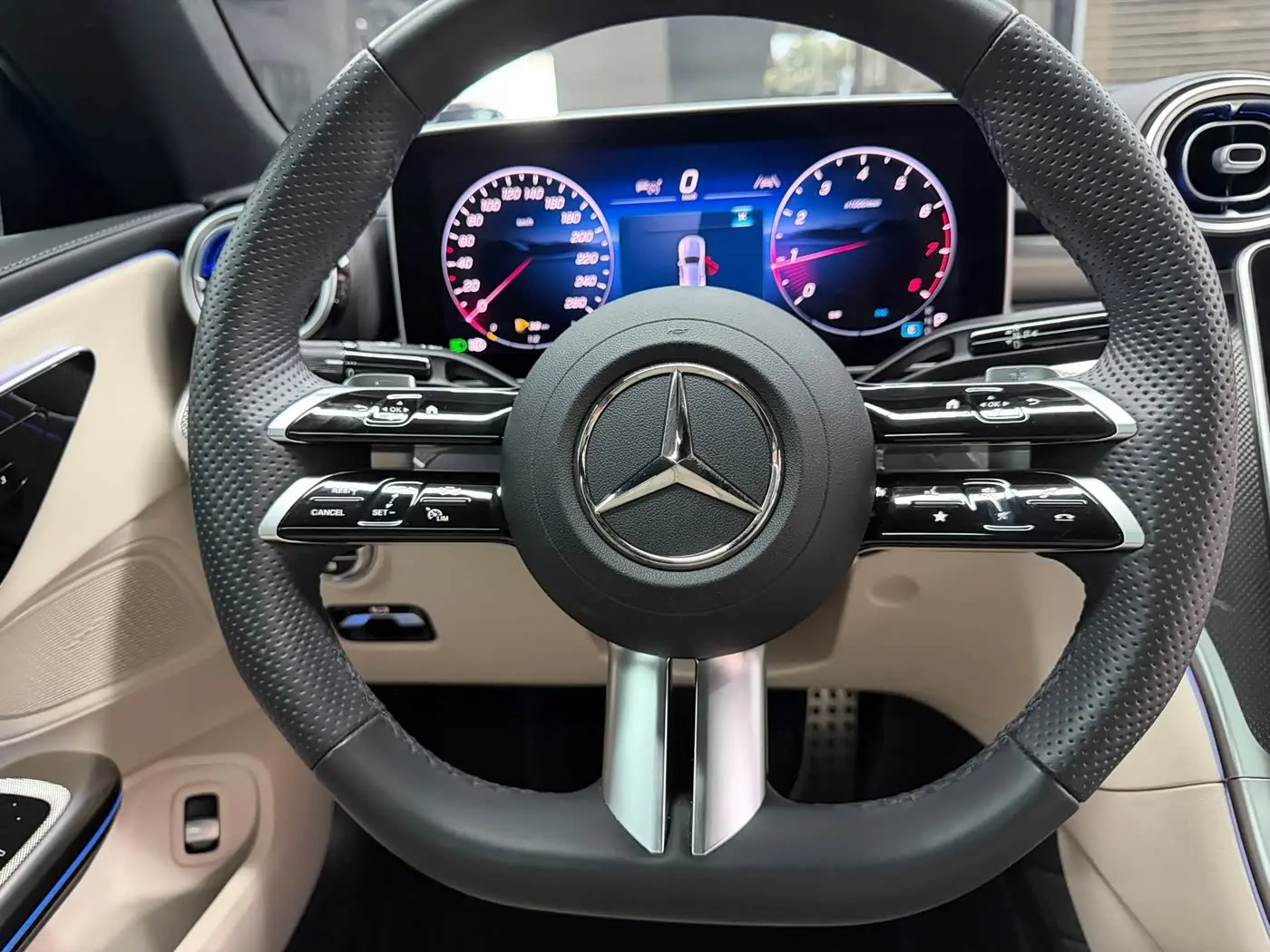 Mercedes-Benz CLE 2025 — Photo 8/19