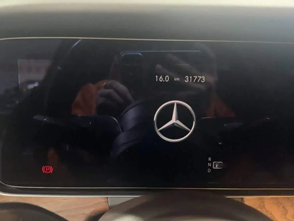 Mercedes-Benz E-Class 2022 — Şəkil 4/16