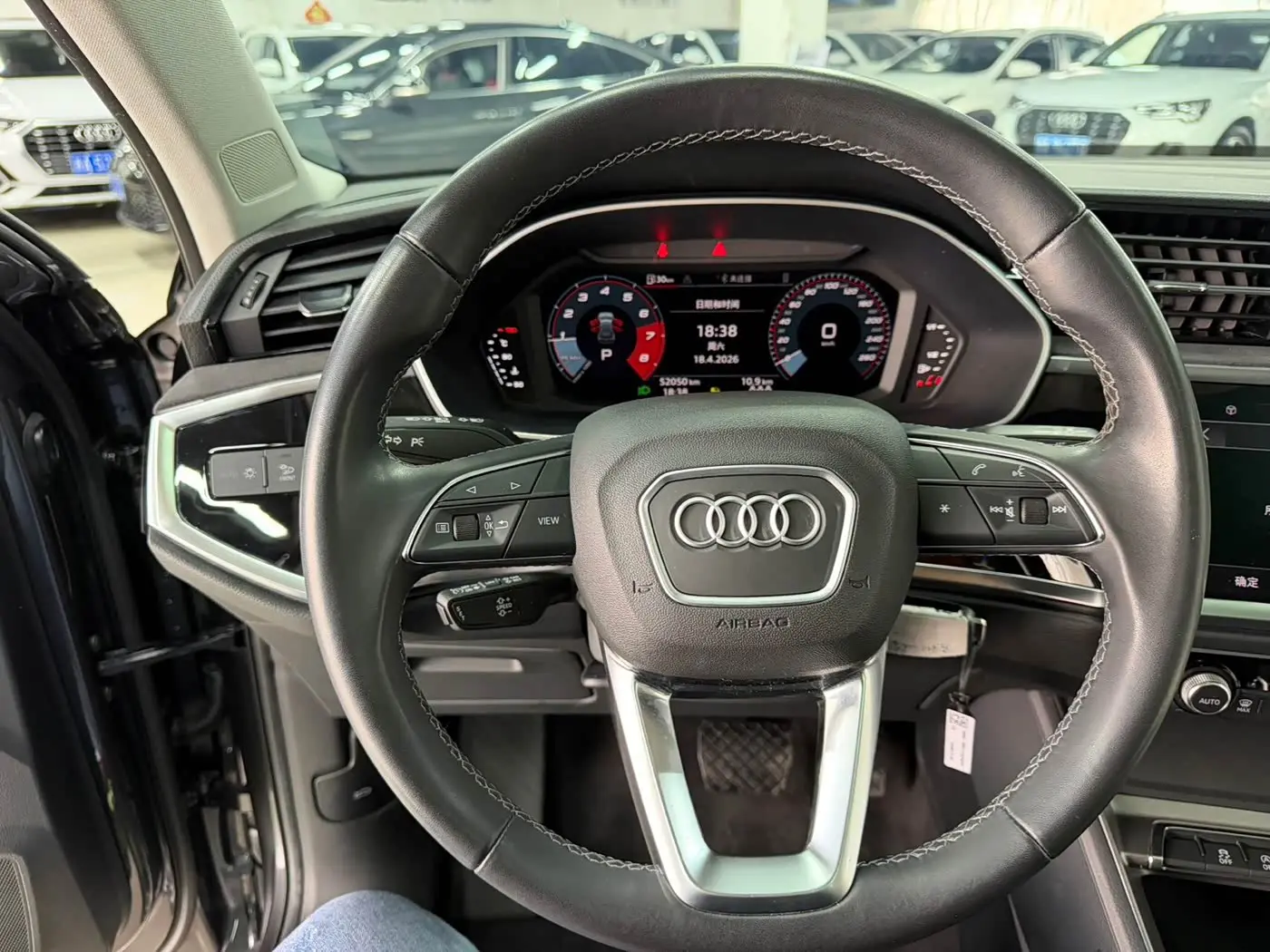 Audi Q3 2022 — Фото 11/20