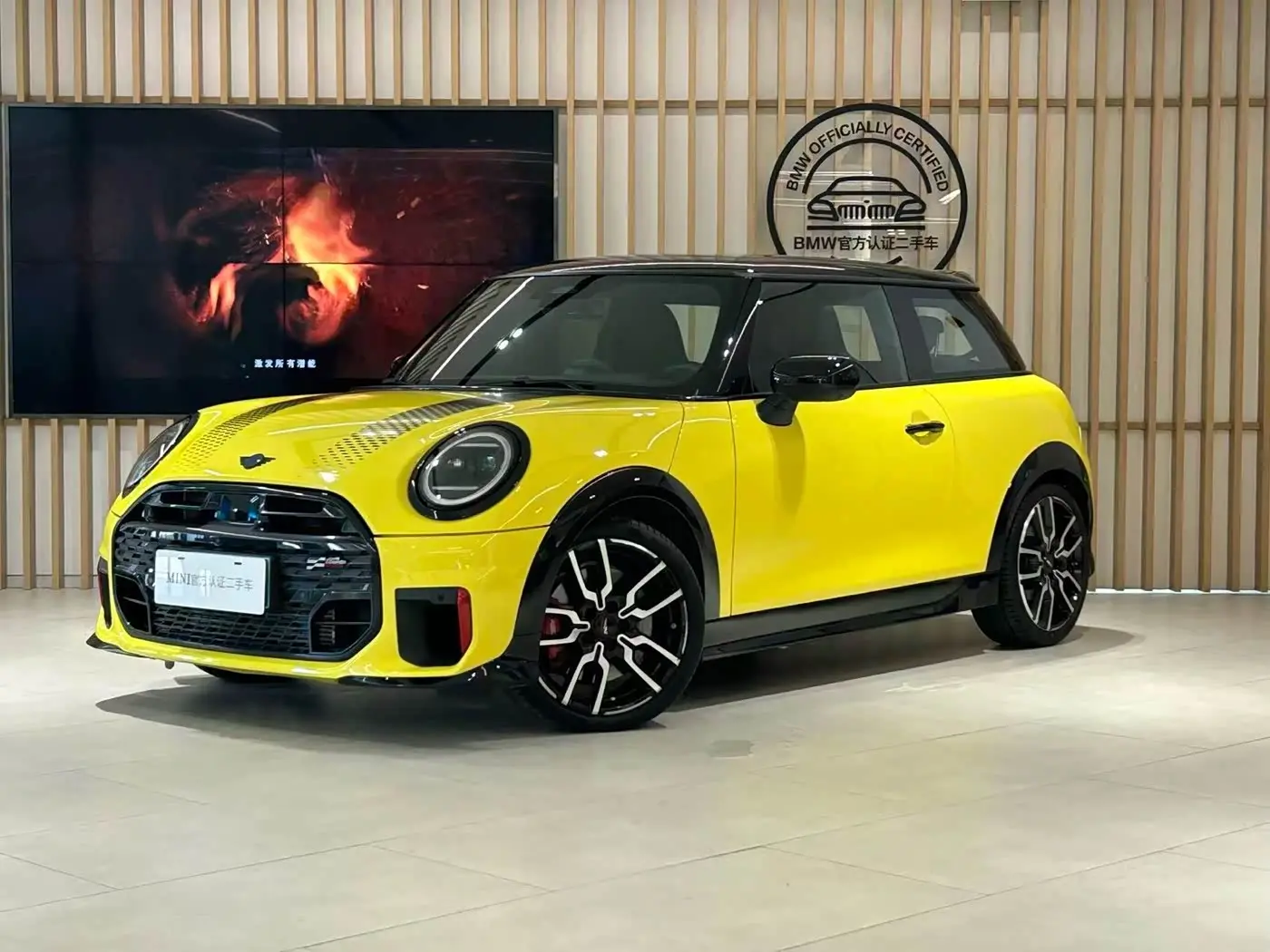 MINI JCW 2025 — Photo 1/12