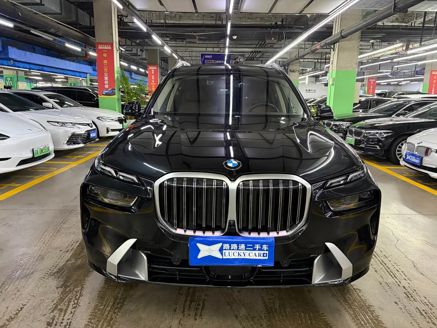 BMW X7 2024 — Фото 3/20