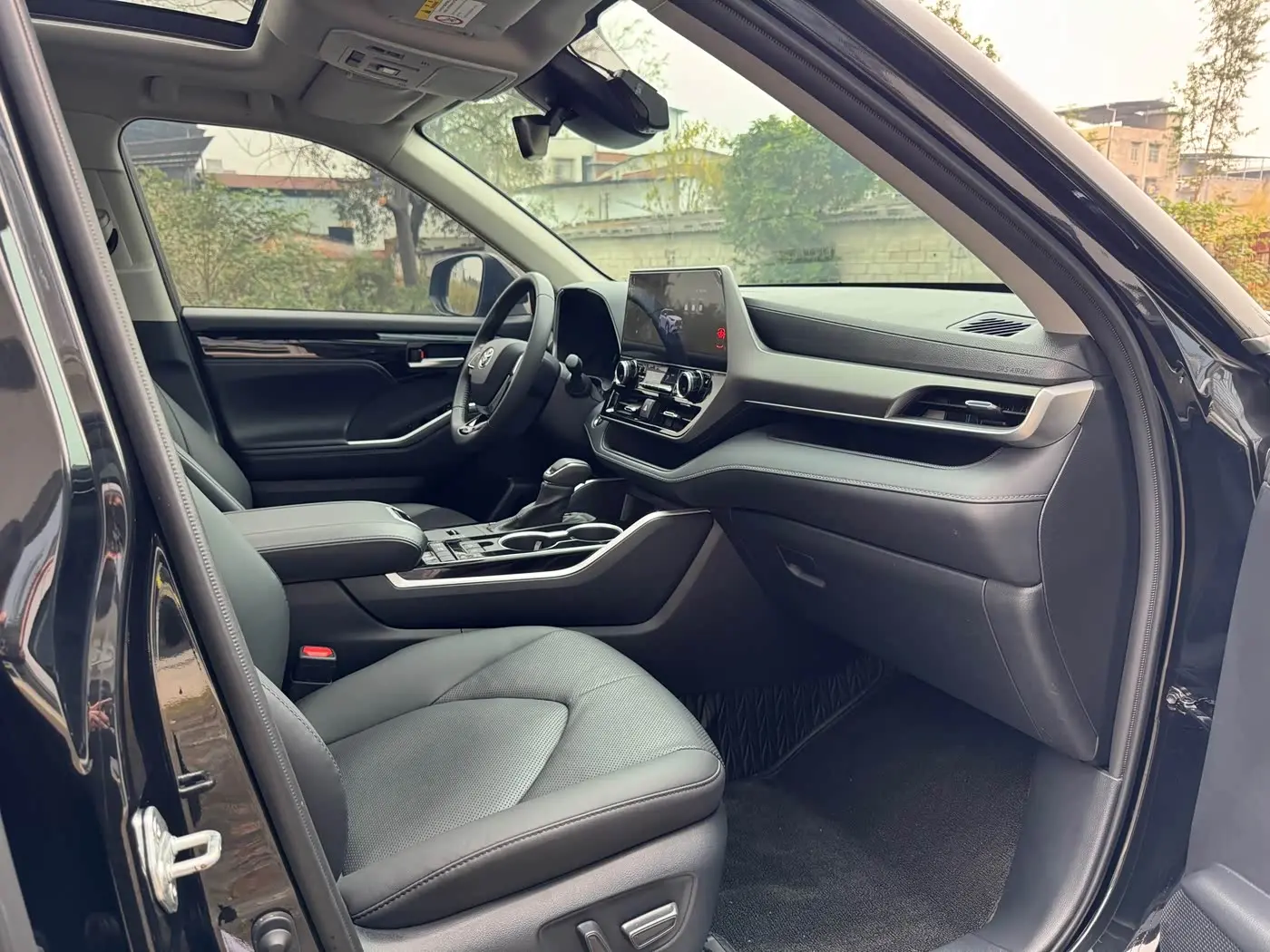 Toyota Highlander 2025 — Şəkil 8/20
