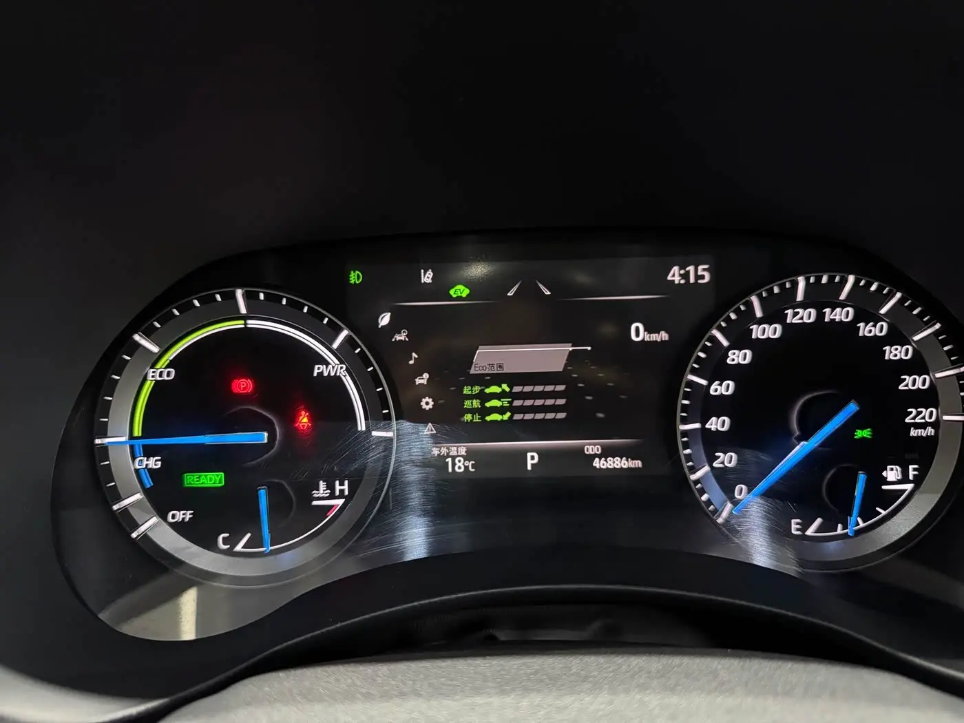Toyota Highlander 2023 — Фото 14/14